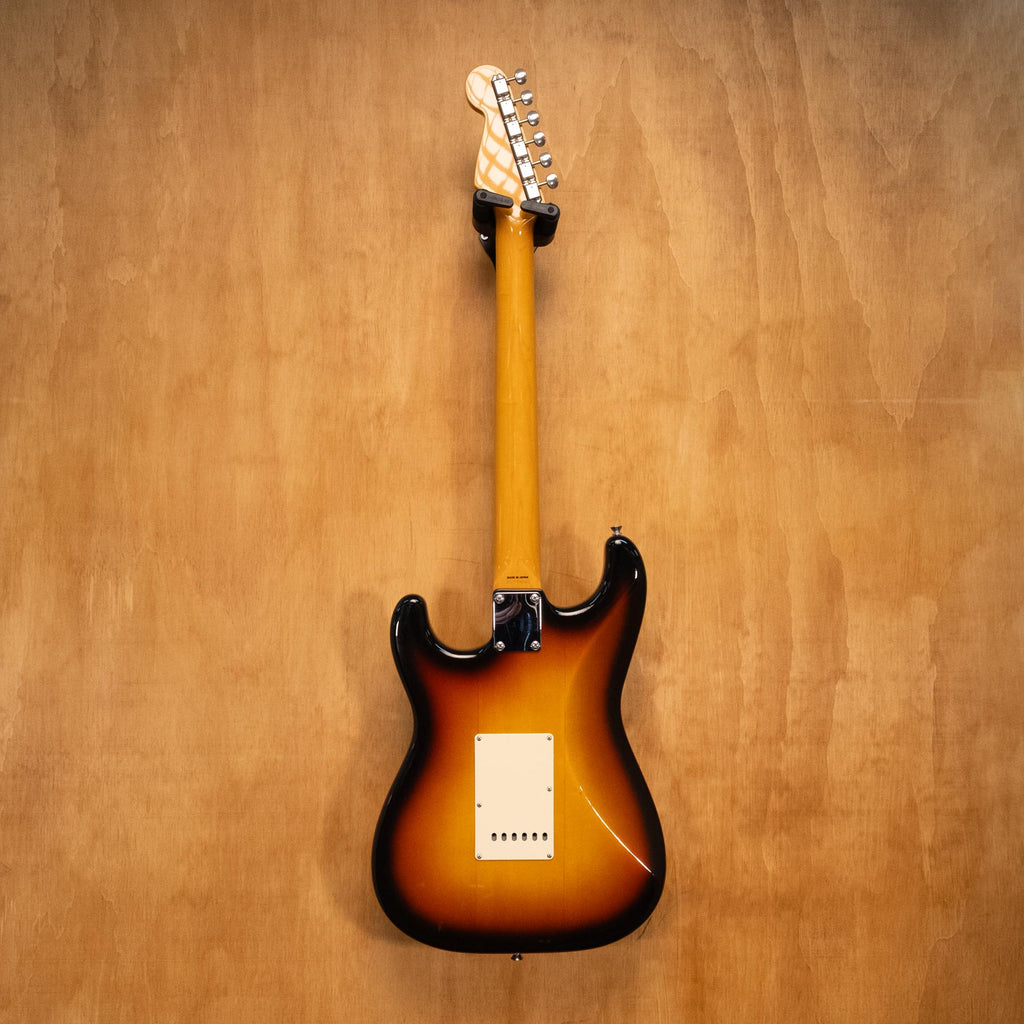 Fender Stratocaster ST62-US electric guitar in 3-tone sunburst finish with maple neck and vintage style hardware.