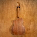 Washburn D8T Acoustic Guitar (SC04090193) - Preloved