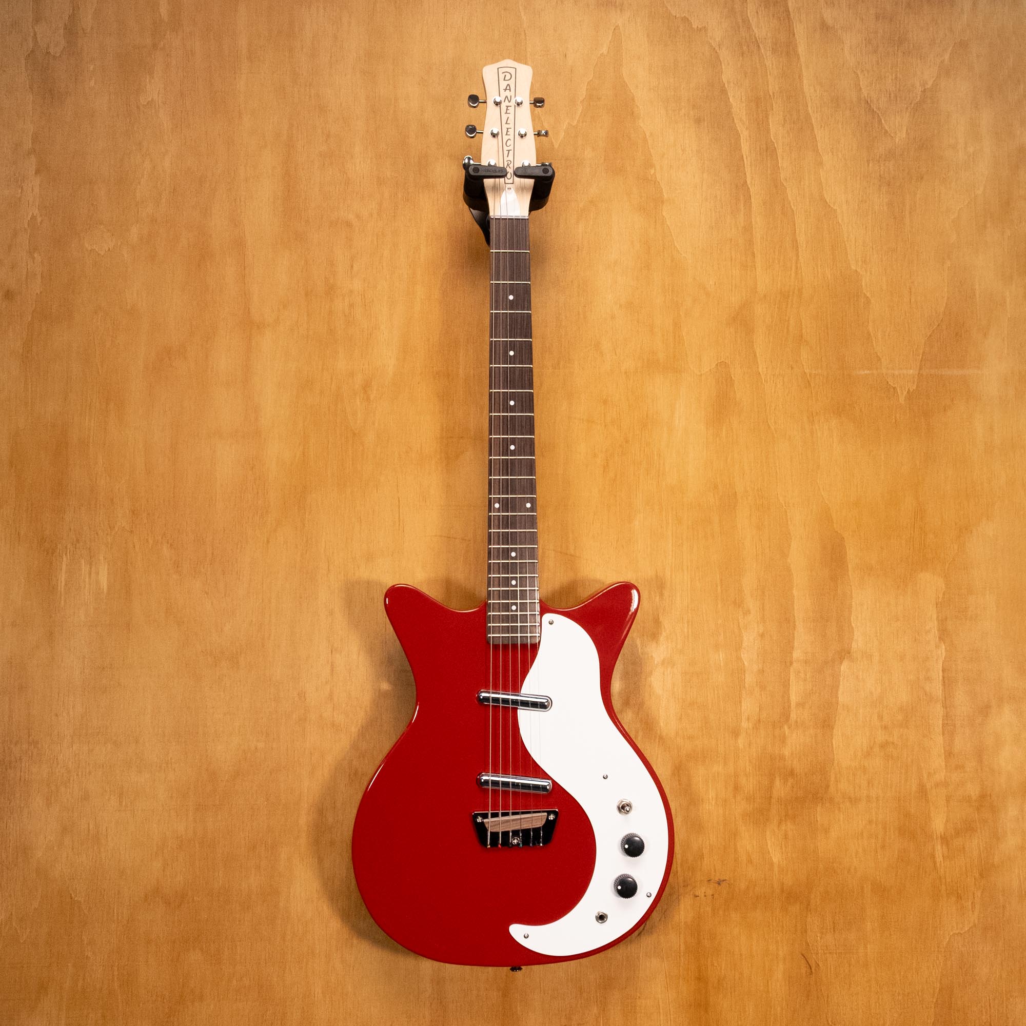 Danelectro Stock '59 Electric Guitar in Red (096475) - Preloved
