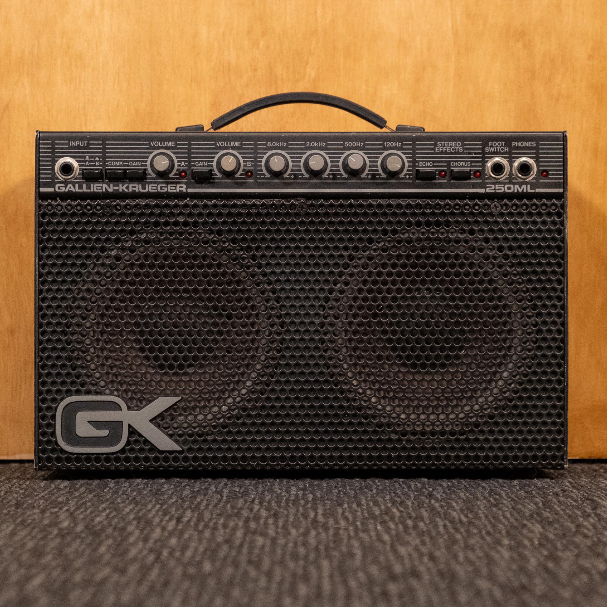Preloved Gallien Krueger 250ML 100W guitar amplifier combo with control knobs and speaker grille, used for electric guitar practice.