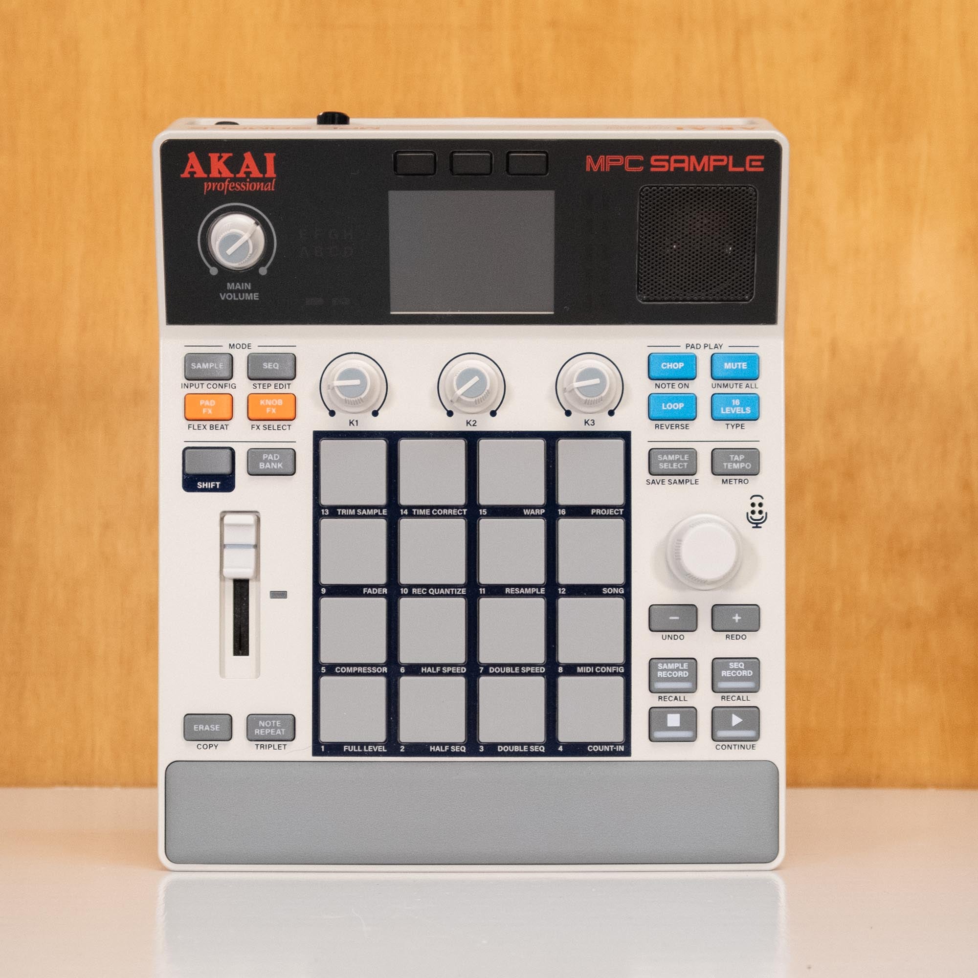 Akai Professional MPC Sample (B52601267014418) - Preloved