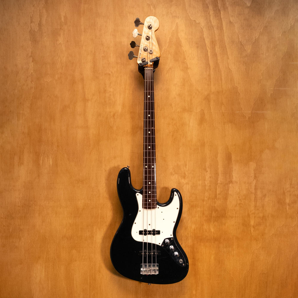 System Craft Mod Fretless Jazz Bass Guitar in black, showing its sleek body and fretless fingerboard, perfect for jazz and bass enthusiasts.