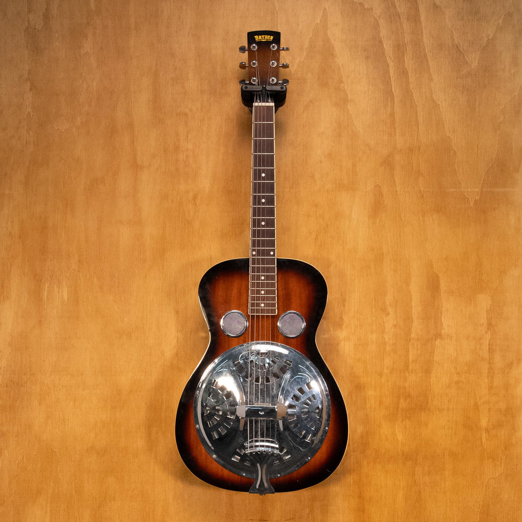 Preloved Bryden Resonator Guitar (BRYDEN477) with a metal resonator, wooden body, and traditional folk and bluegrass design.