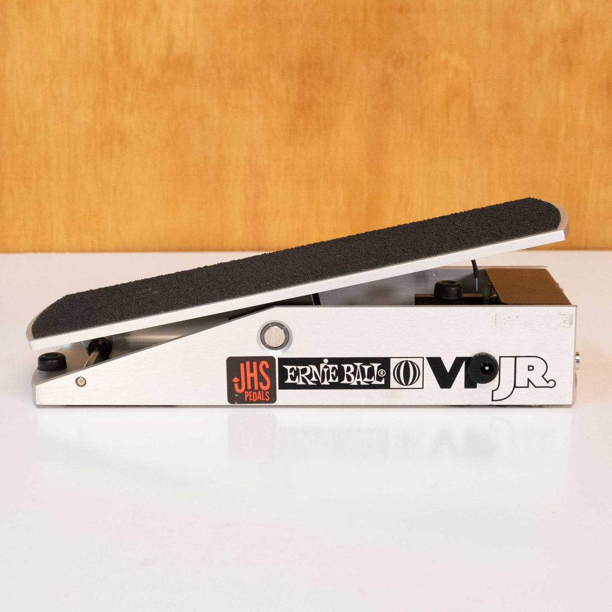 Ernie Ball VPJR JHS modded guitar volume pedal, effects pedal for electric guitars, showing the pedal with controls and footswitch.