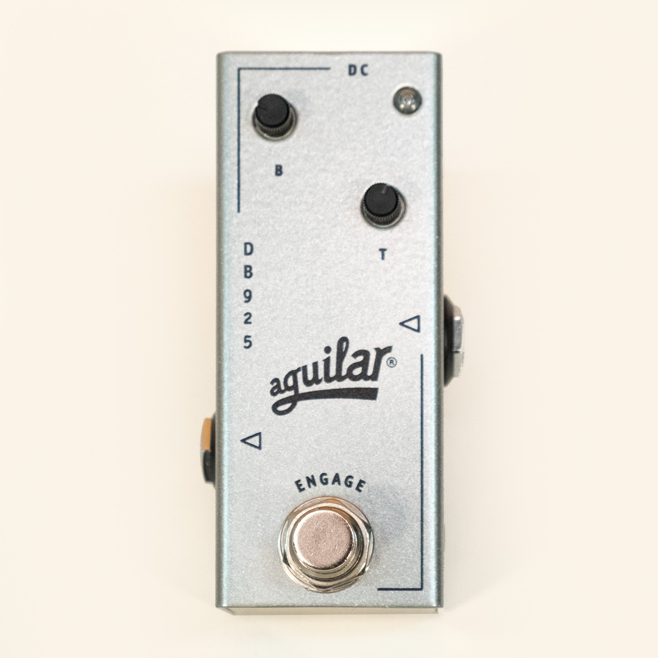 Aguilar DB 925 Bass Preamp Guitar Effects Pedal "As New" - Preloved (512-000)
