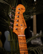 Fender Custom Shop Limited Edition '50s Stratocaster Deluxe Closet Classic Electric Guitar in 2-Color Sunburst