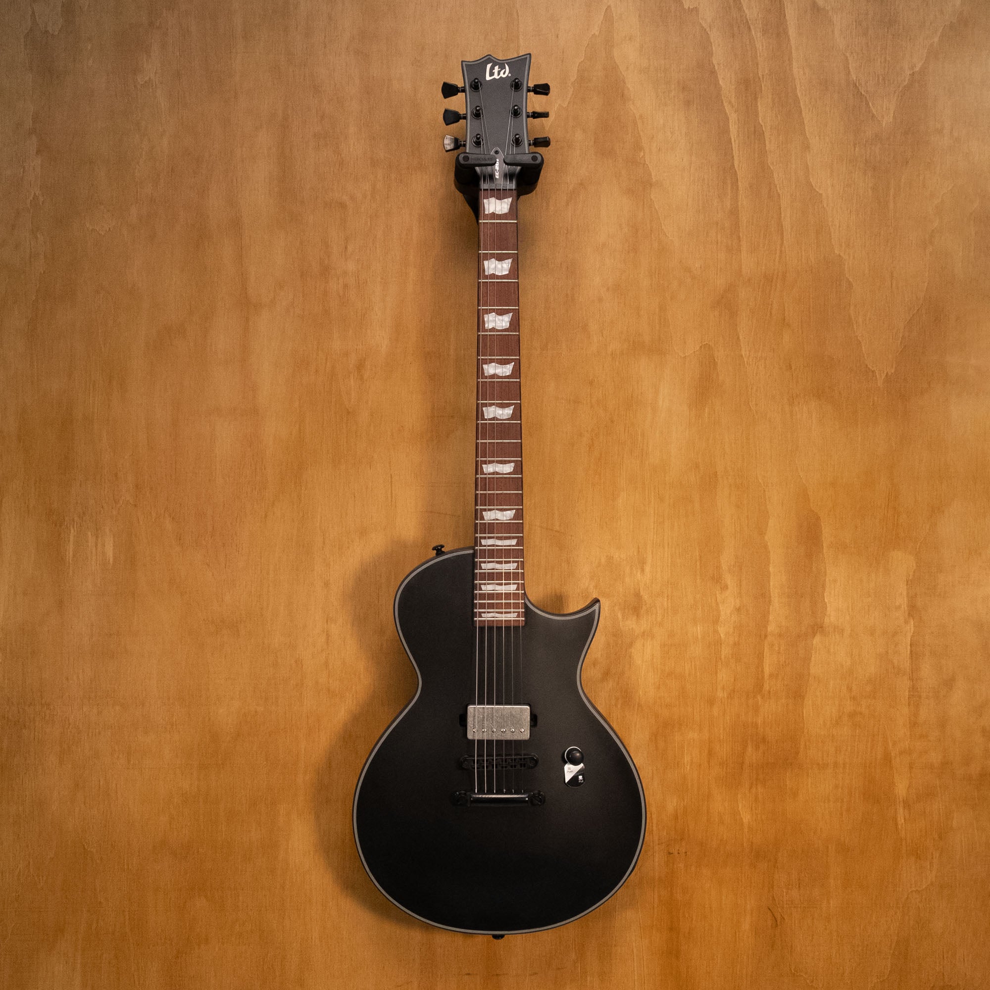 LTD EC-201BLKS Electric Guitar in Black Stain (W122022565) - Preloved