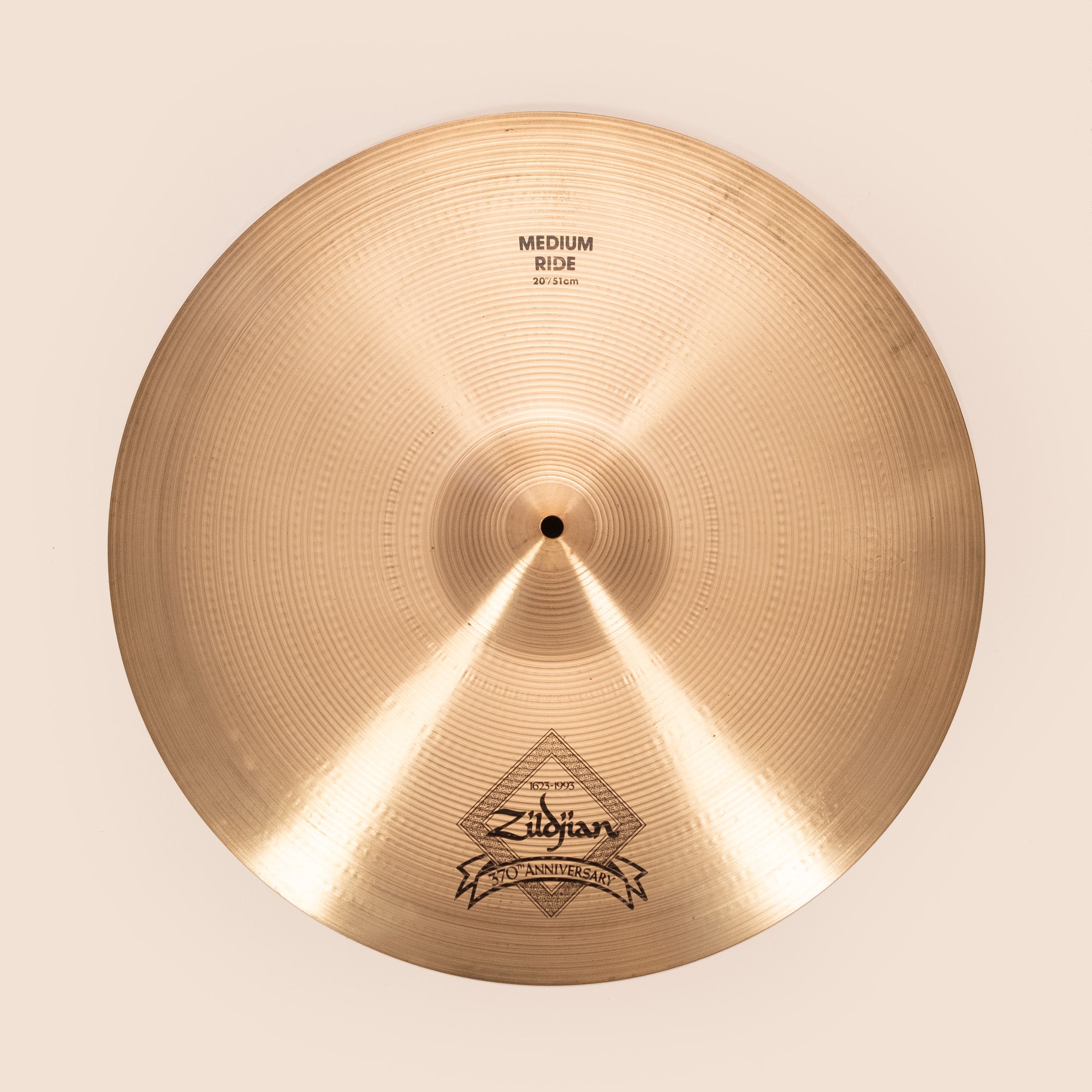 Preloved Zildjian Avedis 370th Anniversary 20-inch Medium Ride cymbal with detailed surface and signature branding.