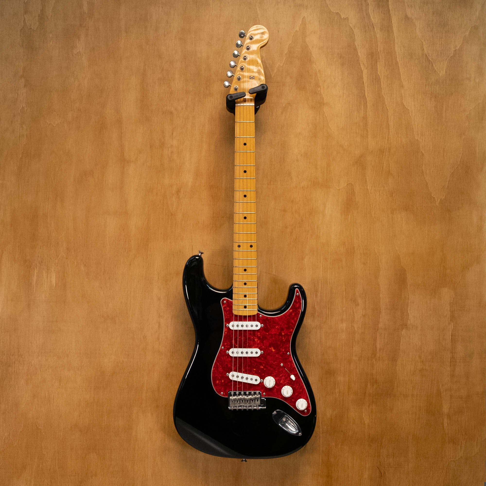 Fender '57 Stratocaster electric guitar in black, made in Japan, with vintage-style body and chrome hardware, image DSCF9808.