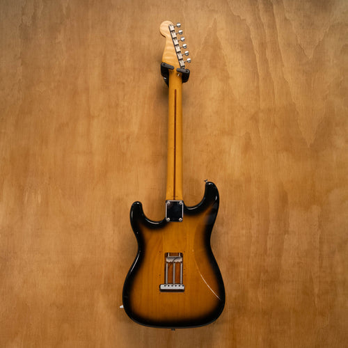 Fender '57 Stratocaster ST57-70 Electric Guitar in 2-Tone-Sunburst Made in Japan '93 (N021688) - Preloved