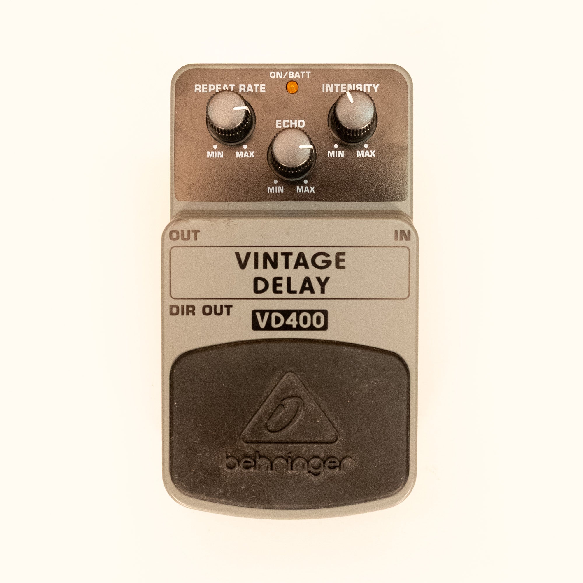 Behringer VD400 Vintage Delay Guitar Effects Pedal (S220903305508) - Preloved