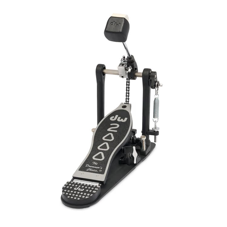 DW 2000A Series single kick drum pedal for bass drums, featuring durable chain drive and professional drum accessory design.
