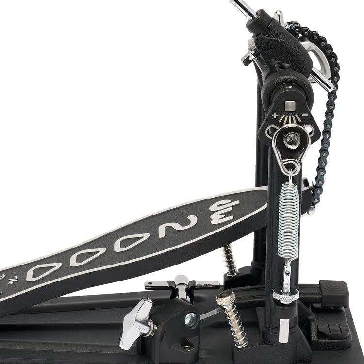 DW 2000A Series single kick drum pedal with chain drive, black finish, and adjustable footplate for drum set bass drum playing.