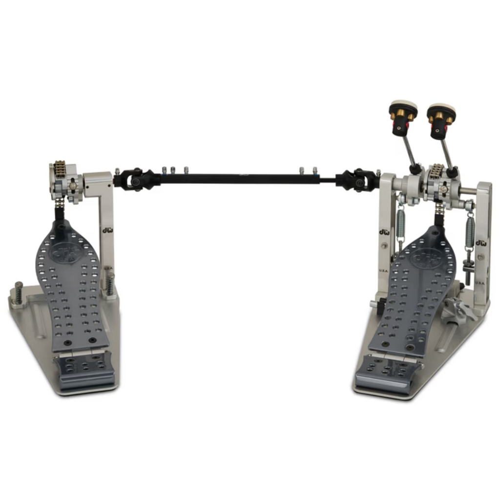 DW MFG Series Machined Chain Drive Double Bass Drum Pedal with Bag