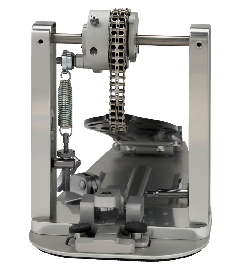 DW MFG Series Machined Chain Drive Single Bass Drum Pedal with Bag - Black