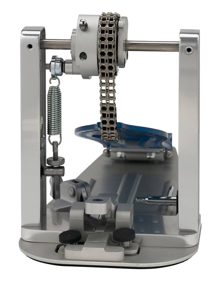 DW MFG Series Machined Chain Drive Single Bass Drum Pedal with Bag - Blue