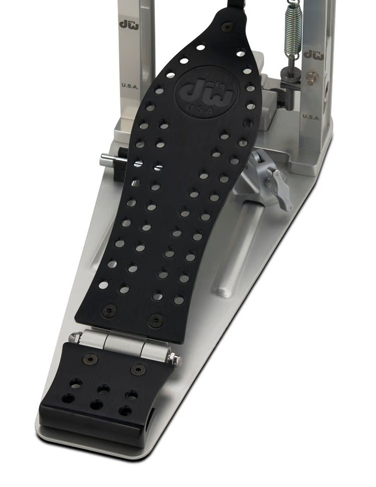 DW MFG Series Machined Direct Drive Single Bass Drum Pedal with Bag - Black