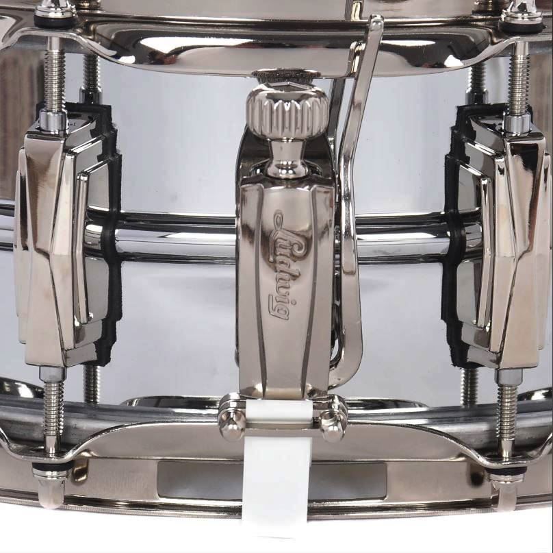 Ludwig 'Super Ludwig' Chrome Over Brass Snare Drum with Nickel Hardware - 5 x 14 inch
