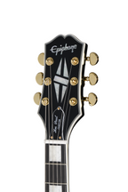 Electric guitar EPIPHONE Les Paul Custom Ebony with gold hardware and cream pickups, shown with premium gig bag.