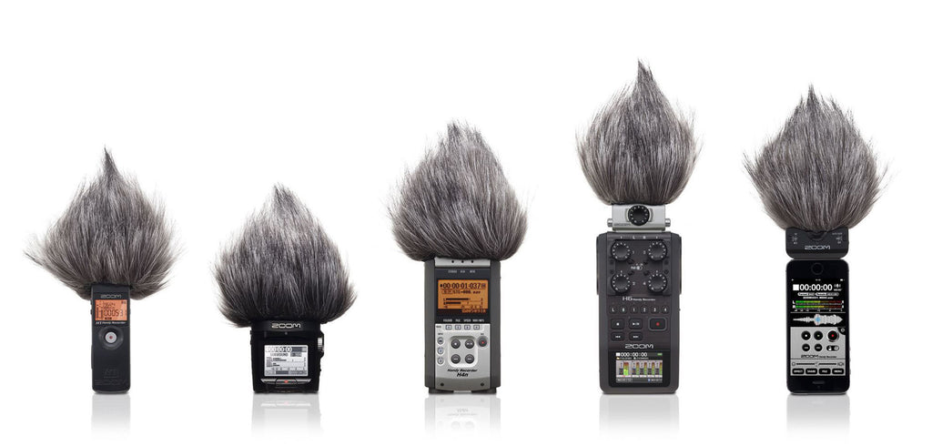 Zoom WSU-1 universal windscreen for digital recorders, made of foam to reduce wind noise during outdoor recordings.