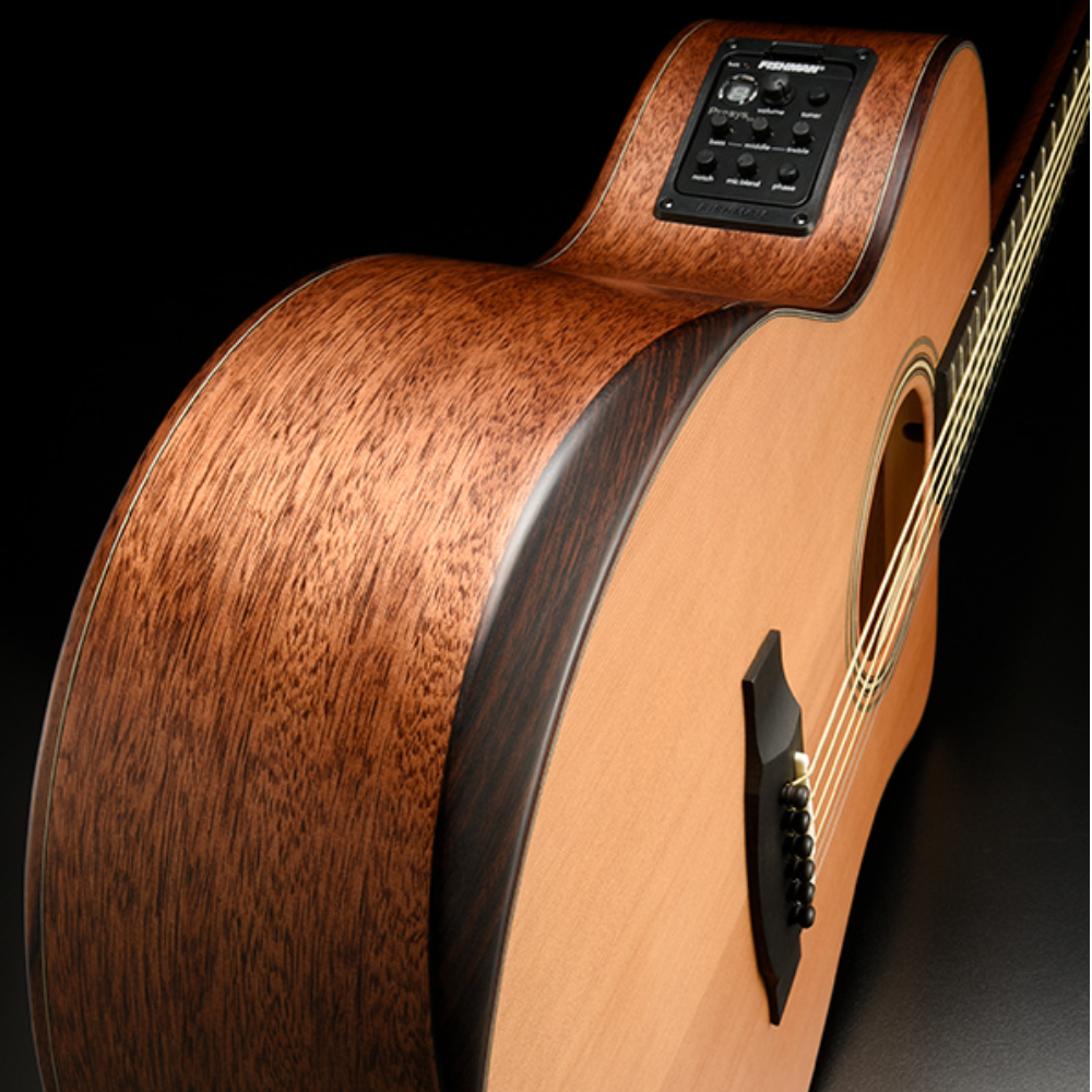 Walden G2070RCE All Solid Cedar Mahogany Grand Auditorium Acoustic Guitar