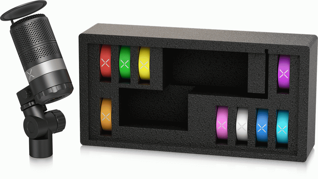Black TC Helicon GOXLR Microphone for studio recording, featuring a sleek design and professional-grade audio capture.