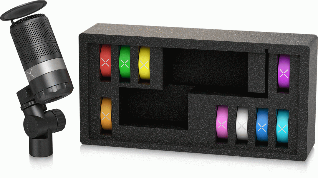 Black TC Helicon GOXLR Microphone for studio recording, featuring a sleek design and professional-grade audio capture.