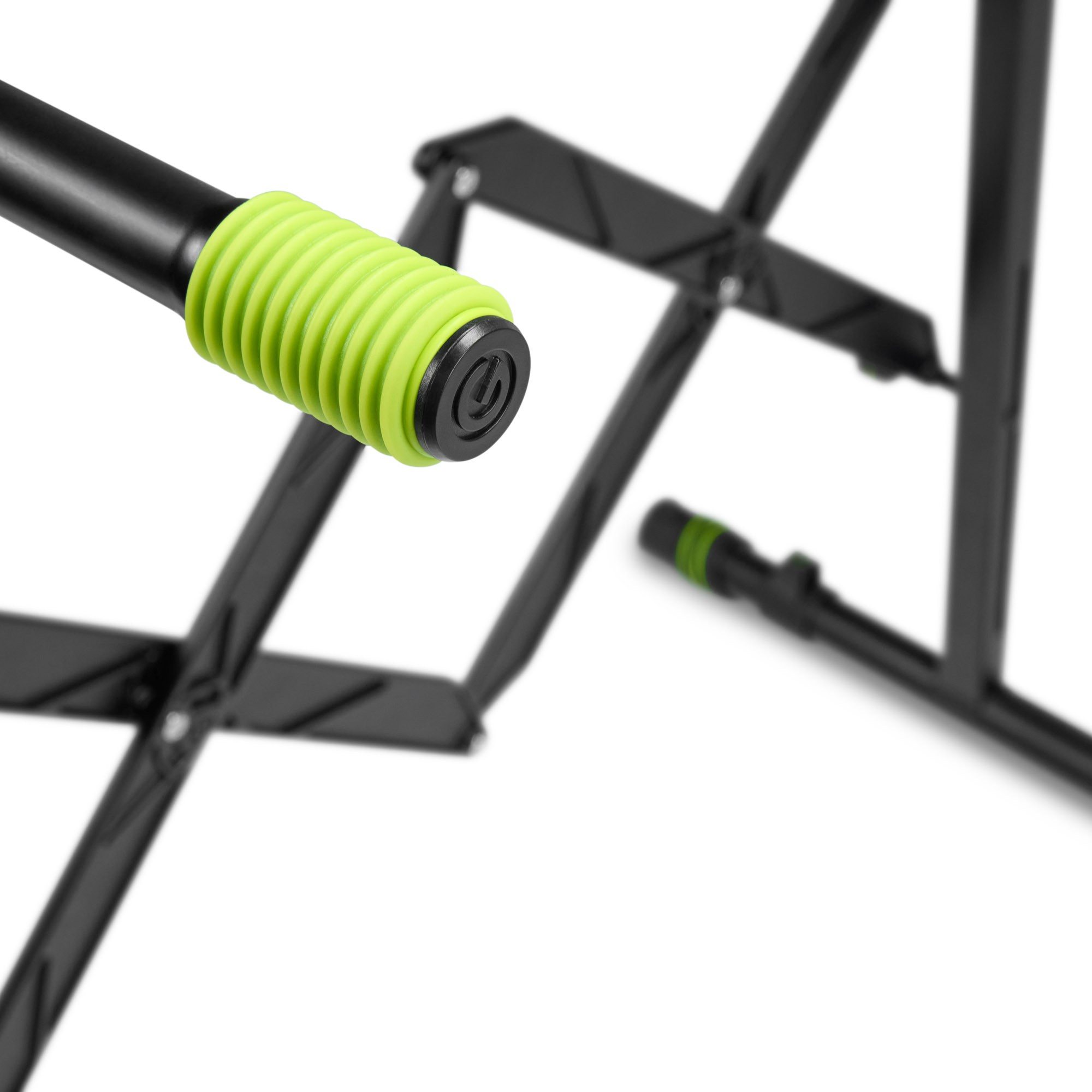 Gravity GRA-GKSAKS01B Scissor Action Keyboard Stand