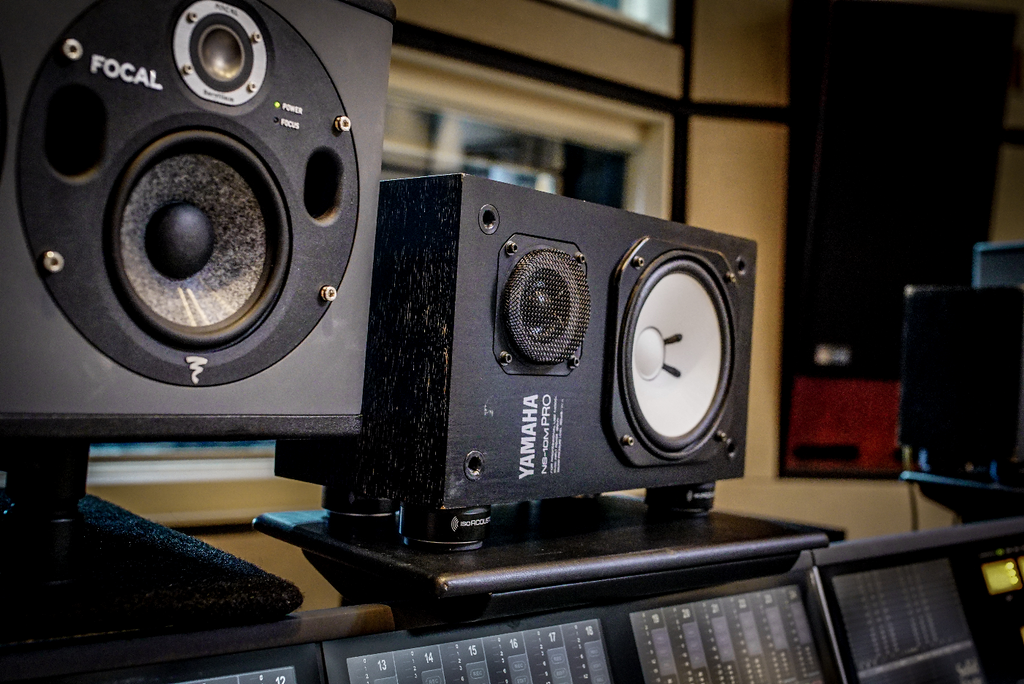 Iso Acoustics ISO-PUCK Isolation Puck Pack of 2