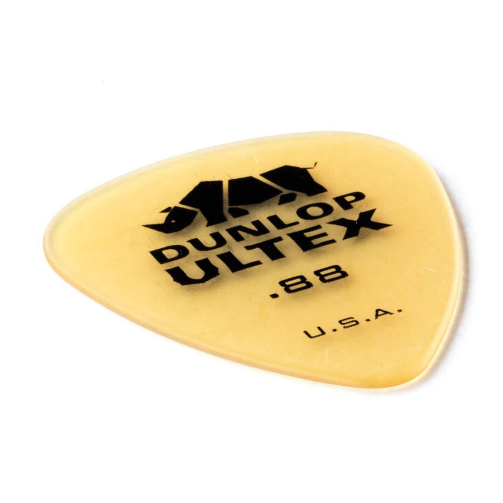 Six Jim Dunlop Ultex Standards guitar picks in a players pack, featuring durable Ultex material and varied thicknesses for versatile playing.