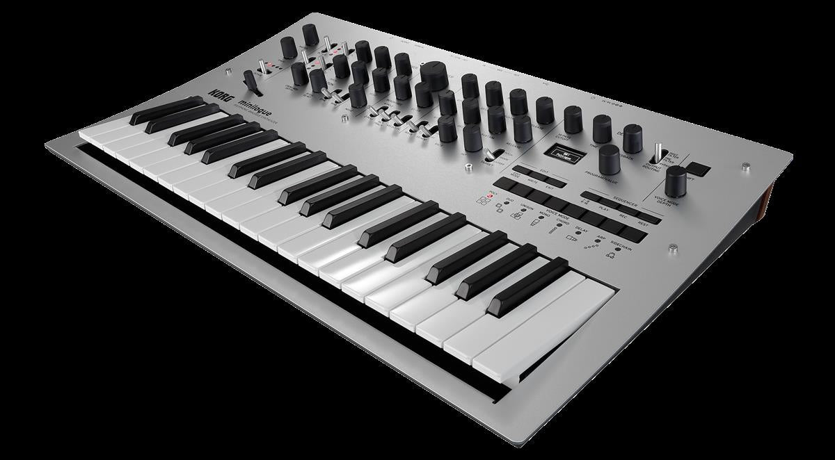 Korg Minilogue Synthesizer