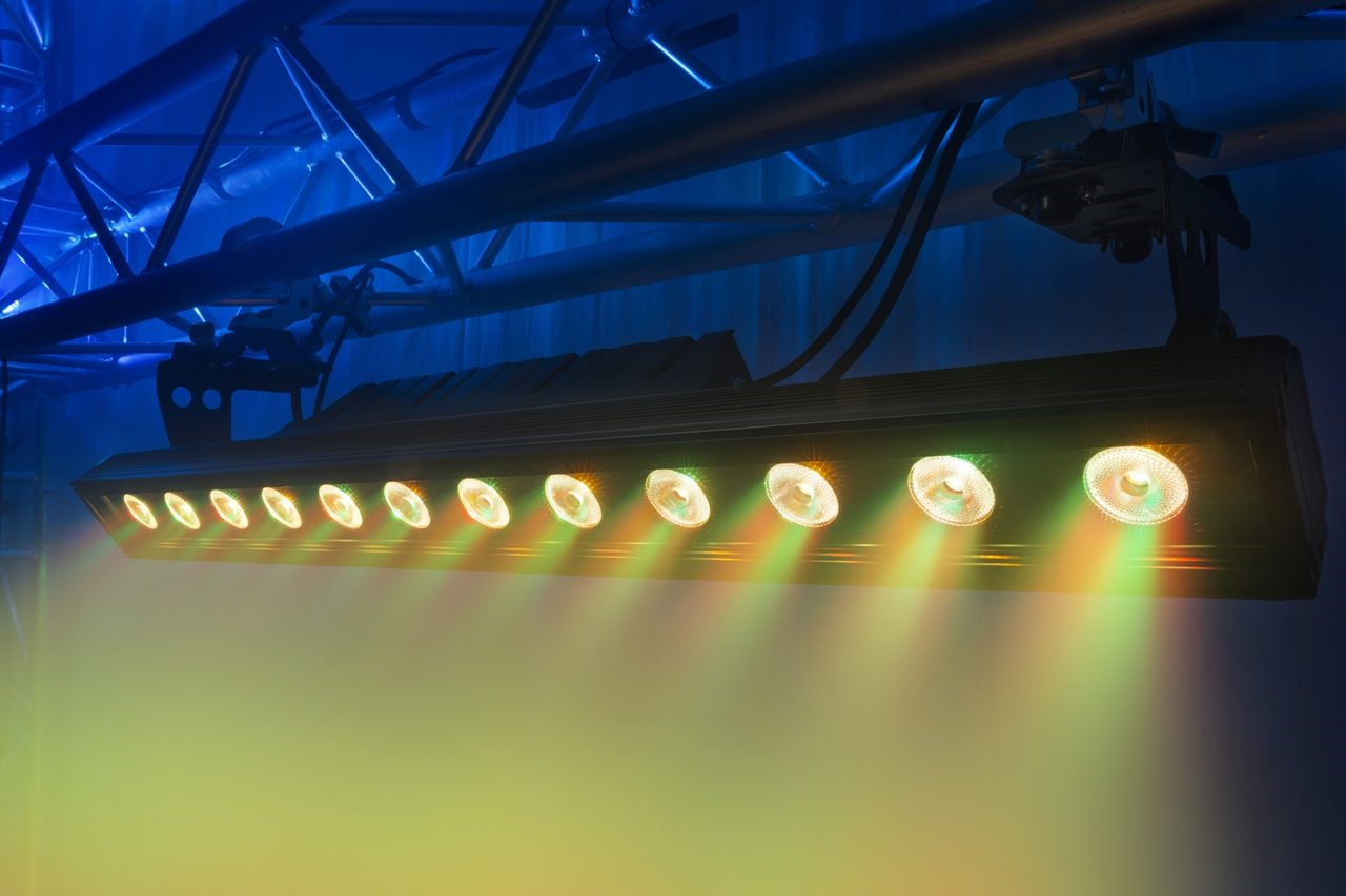 Beamz PRO LCB1215IP LED Bar IP65 12x 15W 6-in-1 LEDs