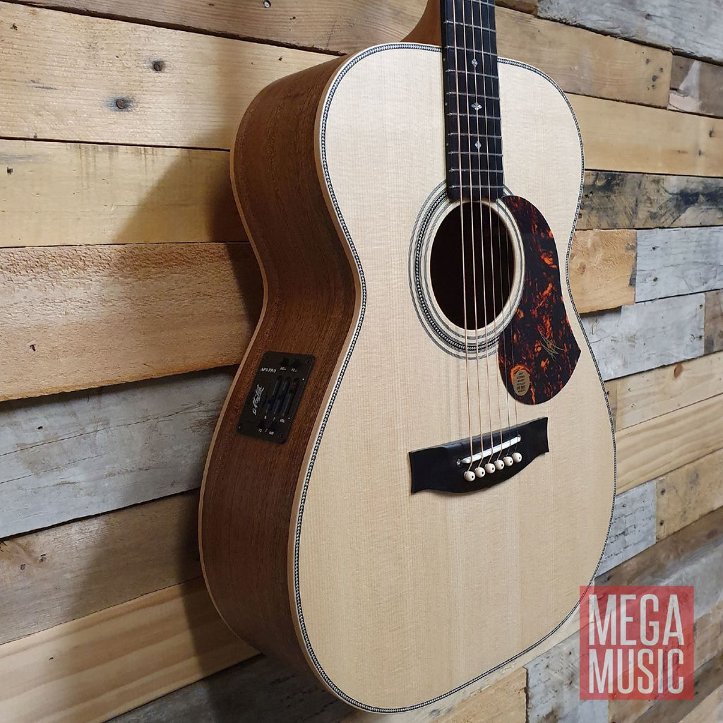 Maton EBG808 Artist Acoustic Guitar with Pickup