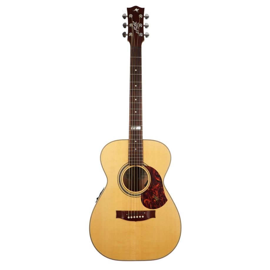 Maton EBG808TE  Tommy Emmanuel Acoustic Electric Guitar
