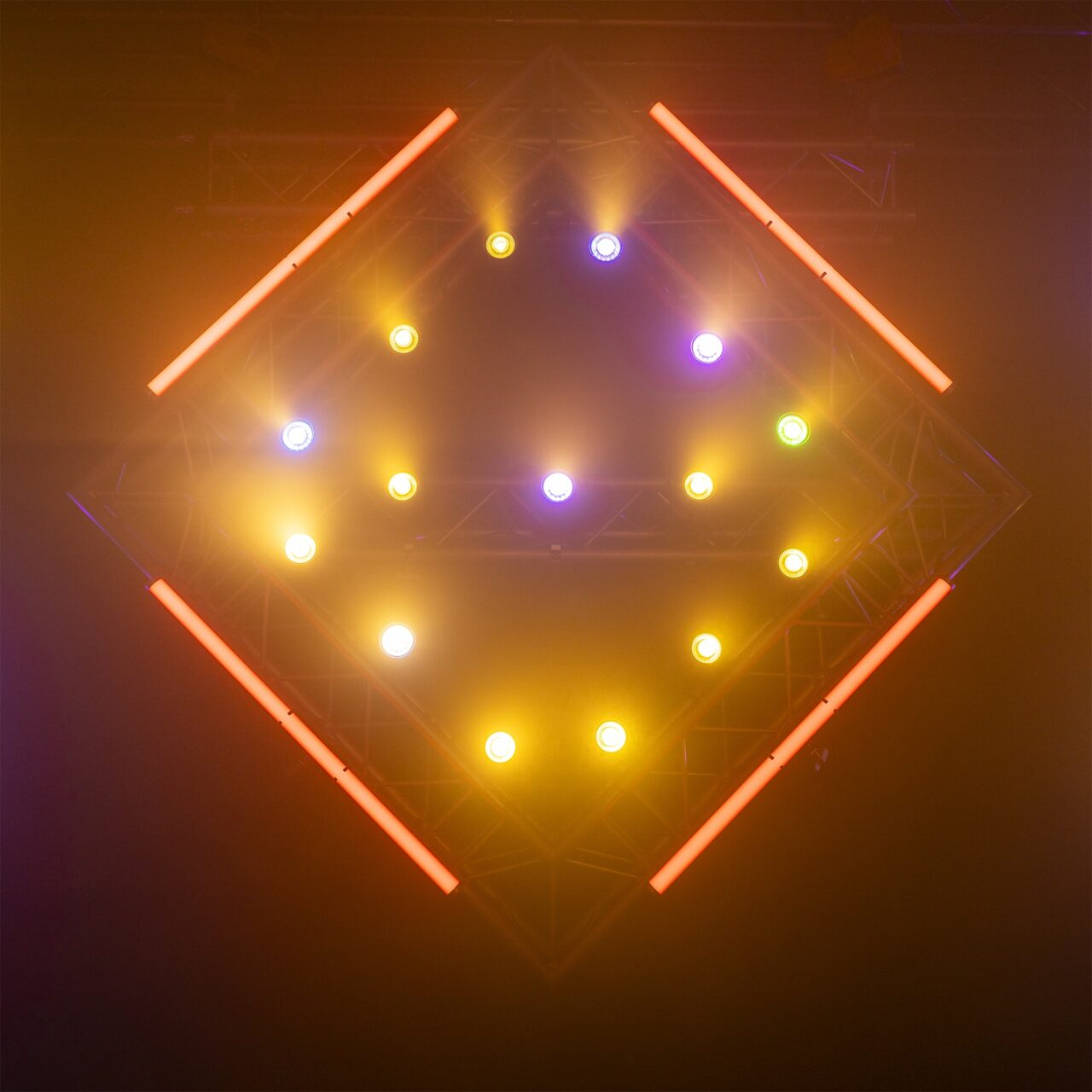 Beamz PRO Neutron Dot Linkable Hybrid LED Fixture