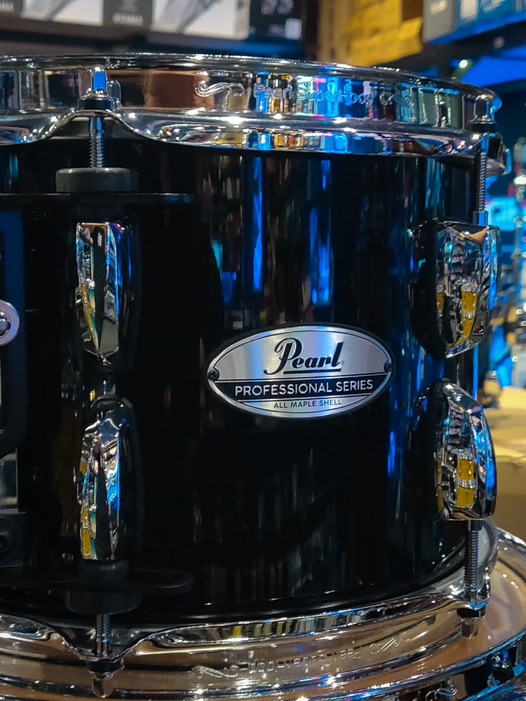 Pearl Professional Series 22 inch Fusion Plus 4-piece Drum Kit Shell Pack - Piano Black