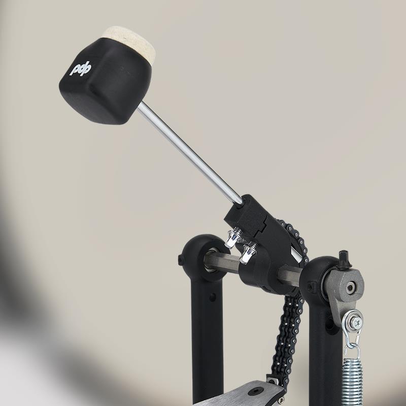 PDP PDSP810 800 Series single bass drum pedal with footplate and beater, designed for drum set performance.