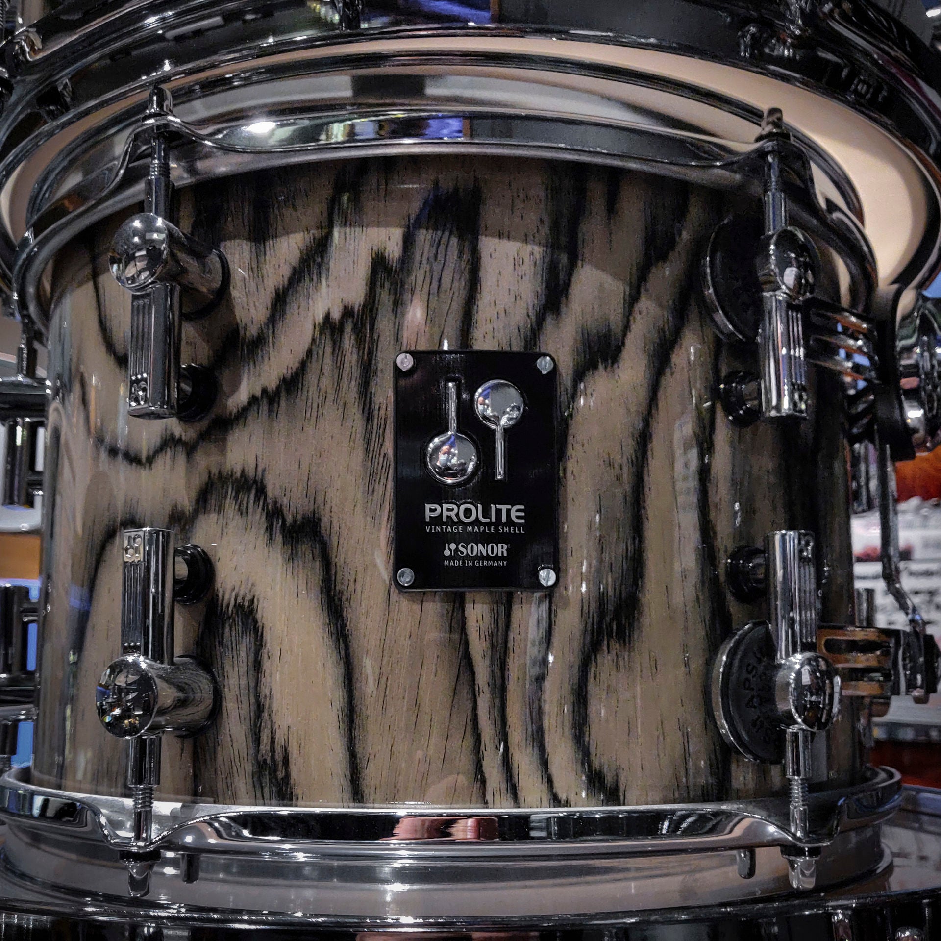 Sonor Prolite 3-Piece Shell Pack Drum Kit with 22in Bass Drum in Snow Tiger