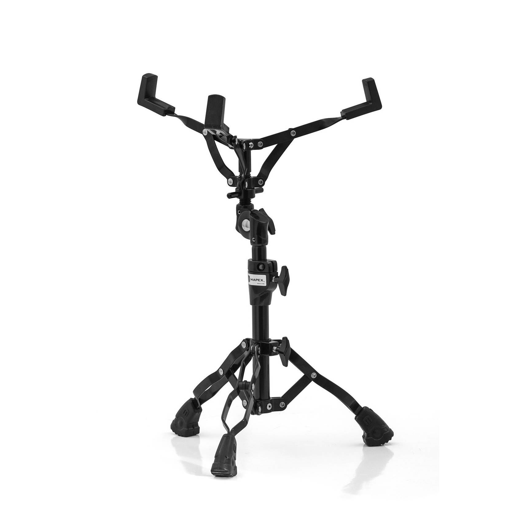 Mapex S600EB series snare drum stand in black, showcasing sturdy metal construction and adjustable height for secure drum placement.