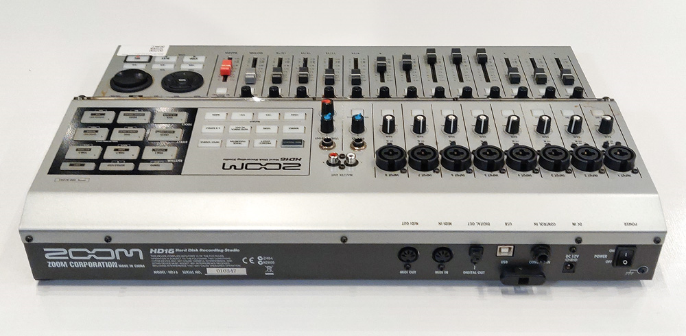 Zoom HD16 Hard Disk Recording Studio (Preloved - Good Condition)