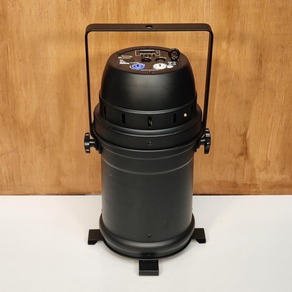 Beamz 100W Warm White COB LED Parcan stage light with manual zoom, showcasing its compact design and adjustable focus.