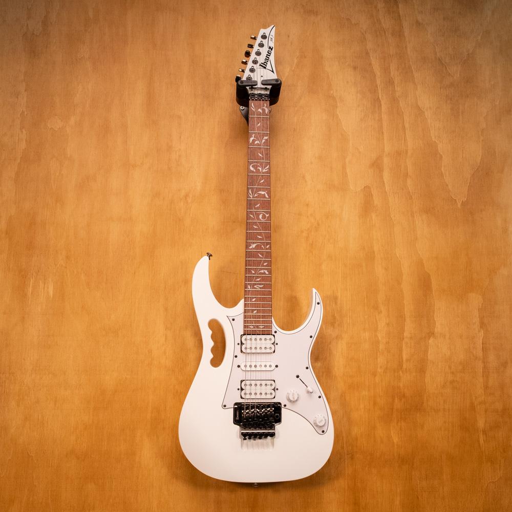 Ibanez JEMJR Steve Vai Sig (No Trem Arm/Paint Chunk Missing) - Preloved