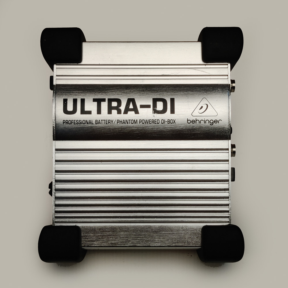 Behringer DI100 Direct Box - Preloved