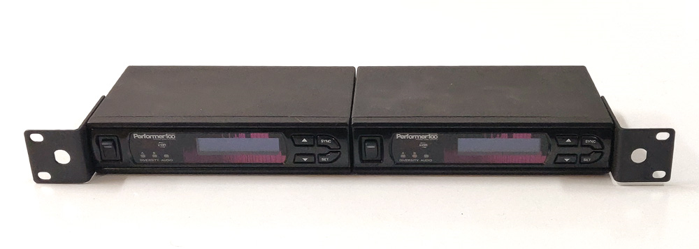 Chaiyo SDR-6200 IrDA Wireless Handheld Microphone System (Pair) - Preloved