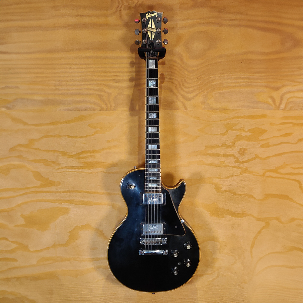Gibson Custom Les Paul '73 Electric Guitar in Ebony - Preloved (Excellent Condition)