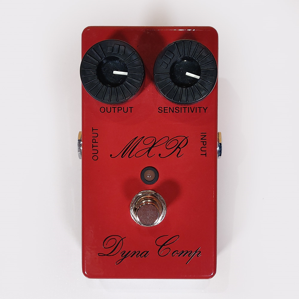 MXR Dyna Comp Script Logo CSP102SL Guitar Effects Pedal - Preloved (Mint Condition)