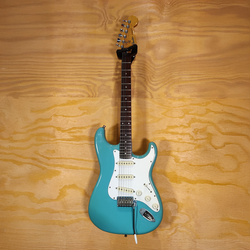 Fender 1985 MIJ Stratocaster Electric Guitar - Preloved