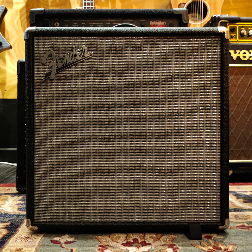 Fender Rumble 40 Bass Guitar Amplifier Combo - Preloved