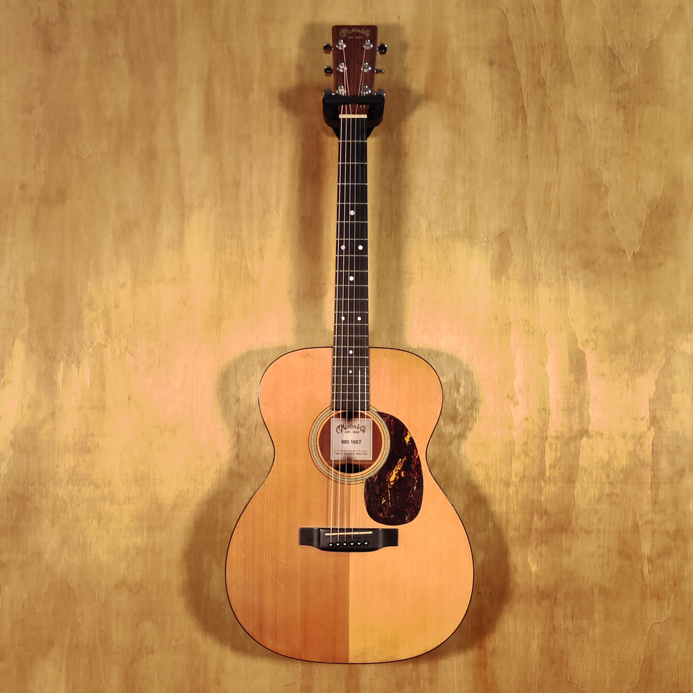 Martin 000-16GT Acoustic Guitar - Preloved
