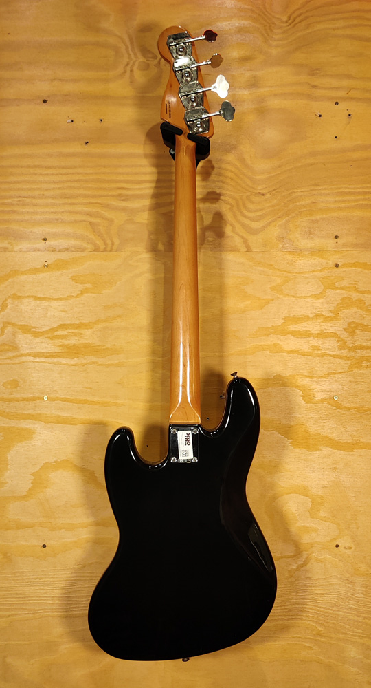 Fender Jazz Bass Guitar in Black - Preloved